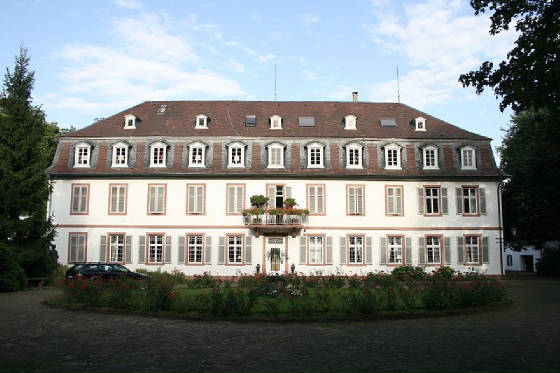 Schloss_Philippseich.jpg