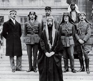king-faisal-I-of-iraq-group-picture.jpg